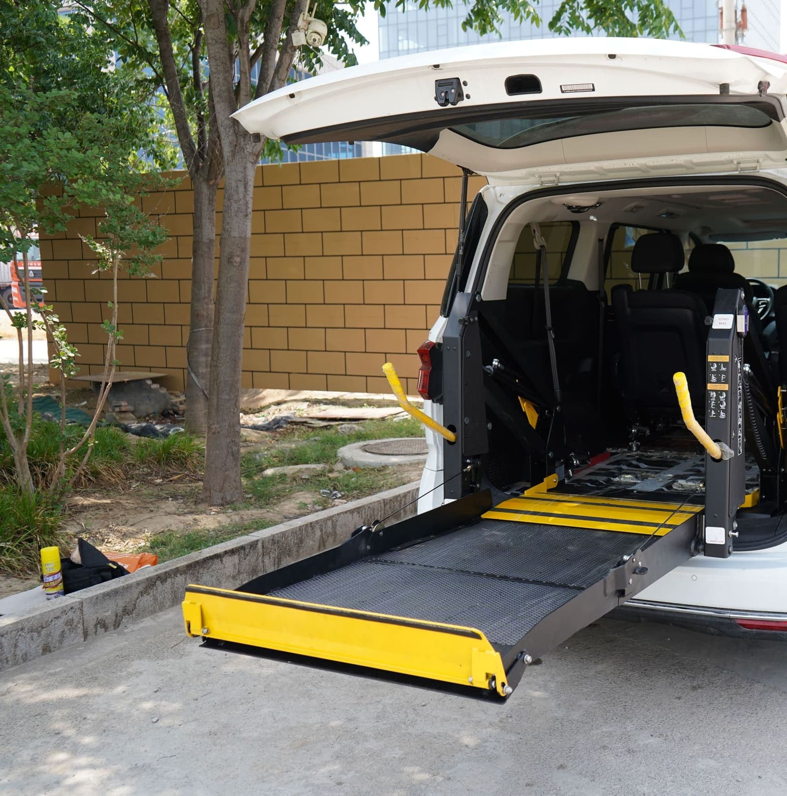 Travel and transport assistance — NDIS support from Guidance to Independence